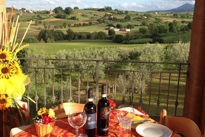 Menu With a “View” in the Enchantment of the Tuscan Hills - Common Questions