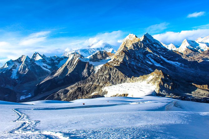 Mera Peak Climbing - Acclimatization and Altitude Sickness Prevention