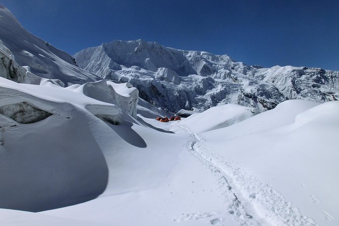 Mera Peak Climbing 6476 Meters for 20 Days - Inclusions and Accommodations