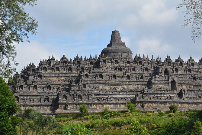 Merapi Sunrise, Borobudur Structure, and Prambanan One Day Tour - Tour Highlights and Visuals