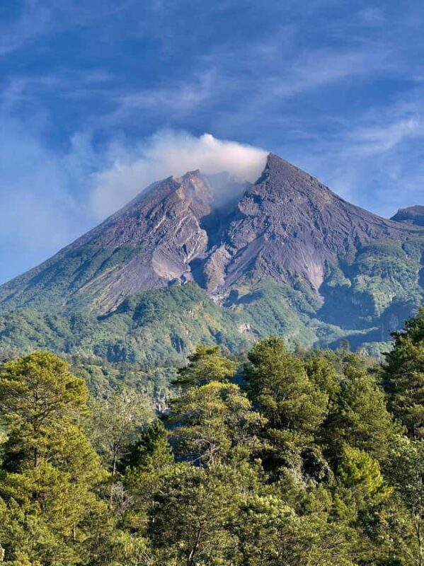 Merapi Sunrise & Lava Viewpoint Hiking Tour - Is It Worth the Price?