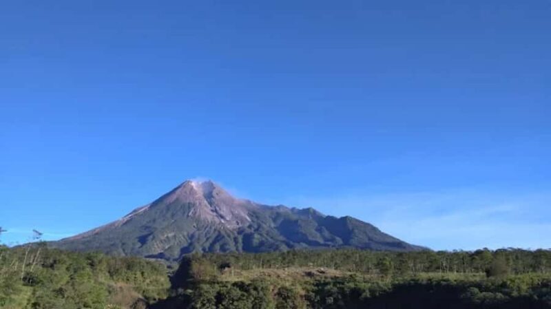 Merapi Sunrise, Prambanan & Borobudur Day Tour - FAQ