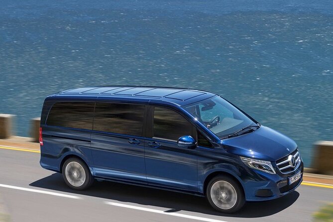 Mercedes Benz With Chauffer in Dubai for 10 Hours - Meeting and Pickup