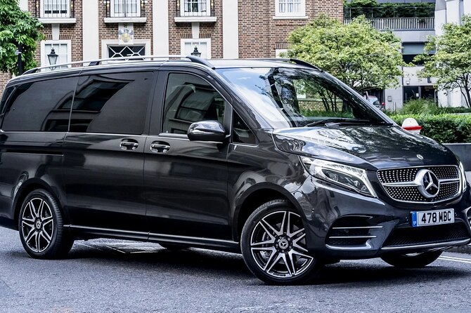 Mercedes Benz With Chauffer in Dubai for 10 Hours - Start Time