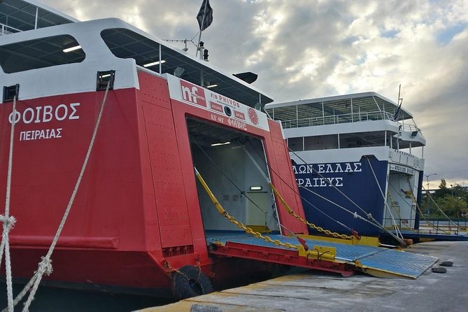 Mercedes Private Transfer Athens - Piraeus - Exceptional Amenities Included in the Vehicle