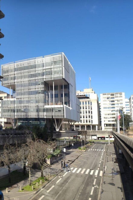 Meriadeck In App Tour: Contradictory District of Bordeaux - Tour Details