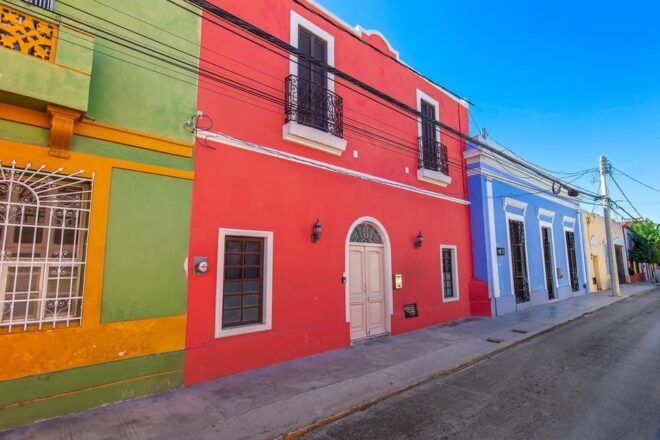 Merida Family Explorer: A Journey Through Time and Culture - Jose Peon Contreras Theater