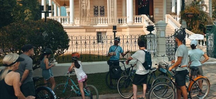 Mérida: Montejo Boulevard and Historic Center Bike Tour - Tour Details