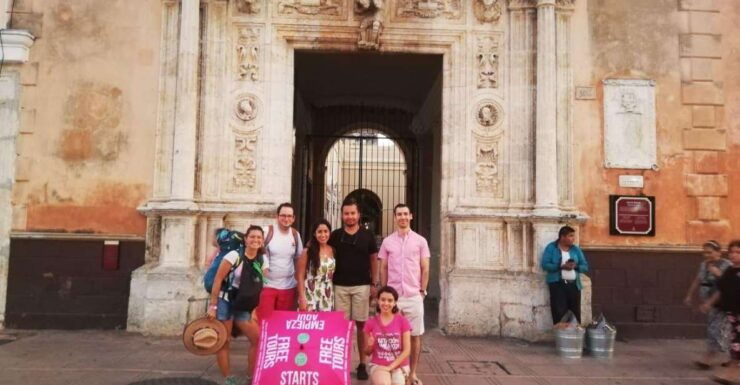 Merida: Walking Tour Across the Beautiful Historic Center - Tour Overview