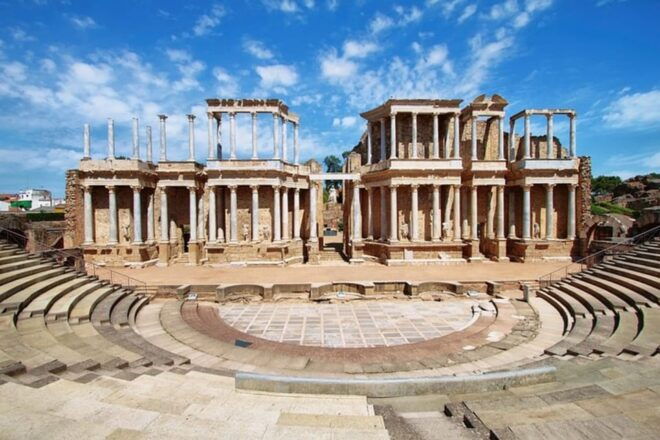 Mérida's Cultural Journey: A Walk Through Time - Gran Hotel De Mérida