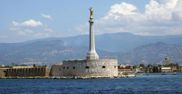 Messina: 2-Hour Walking Tour With a Private Guide - Experience Highlights