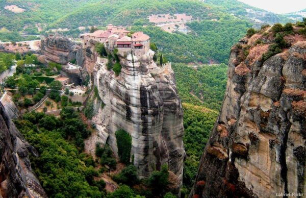 Meteora 2-Day Tour by Train From Thessaloniki - Common Questions