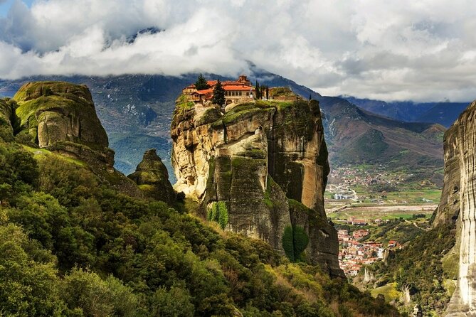 Meteora and Thermopylae Private Tour From Athens - Tour Highlights