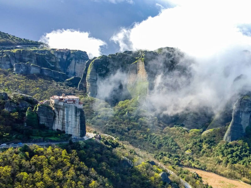 Meteora Day Tour from Athens, 9 ΑΜ start, Sea Stops, Caves & Lunch - Dress carefully and pack for a long day