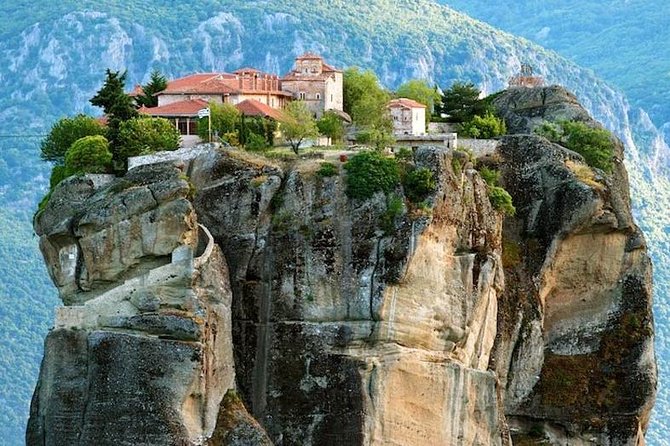 Meteora Full Day Private Tour 8seat - Overview of Meteora Full Day Private Tour