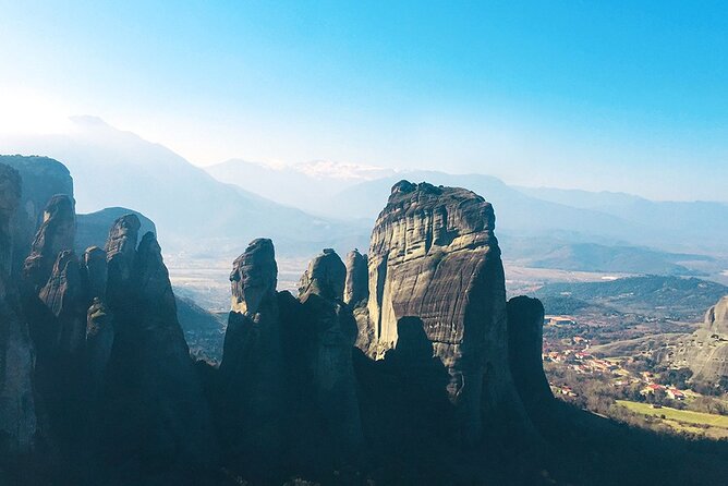 Meteora Full-Day Trip With Guide on Luxury Bus From Athens - Travelers Reviews