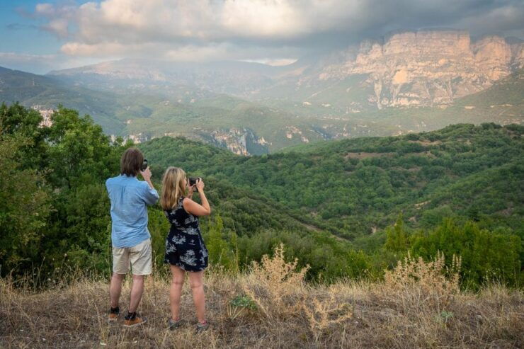 Meteora Half Day Tour With a Local Photographer - Experience and Photography