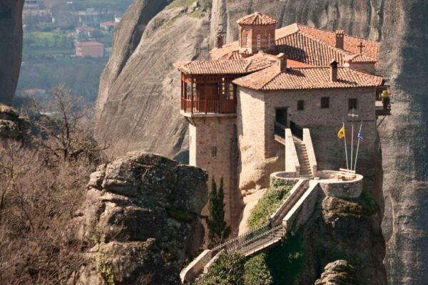Meteora Homo-Sapiens Museum & 300 Spartans Battlefield - Directions
