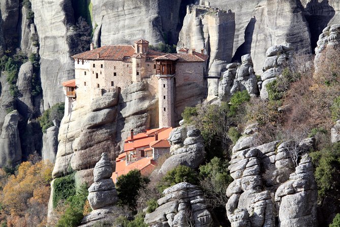 Meteora Monasteries Fully Private Day Tour With Great Lunch-Drinks Included - Meeting and Pickup