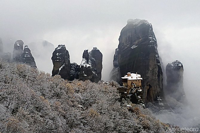 Meteora Monasteries Half-Day Small Group Tour With Transport - The Sum Up