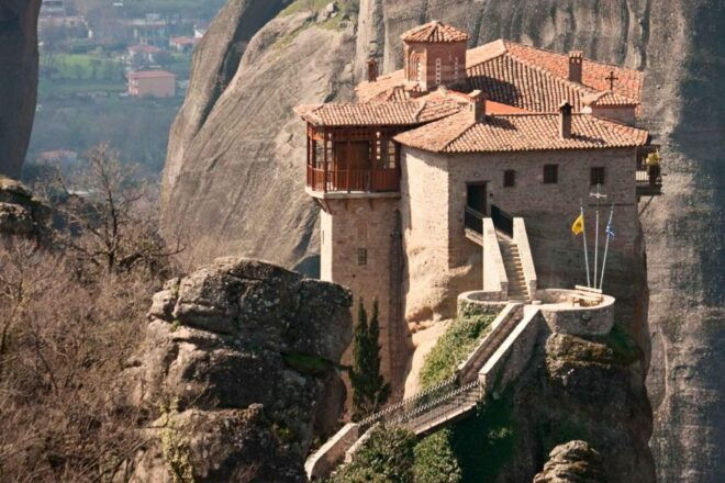 Meteora Monasteries Homosapien Museum, Leonidas &300 Battle - Important Information for Visitors