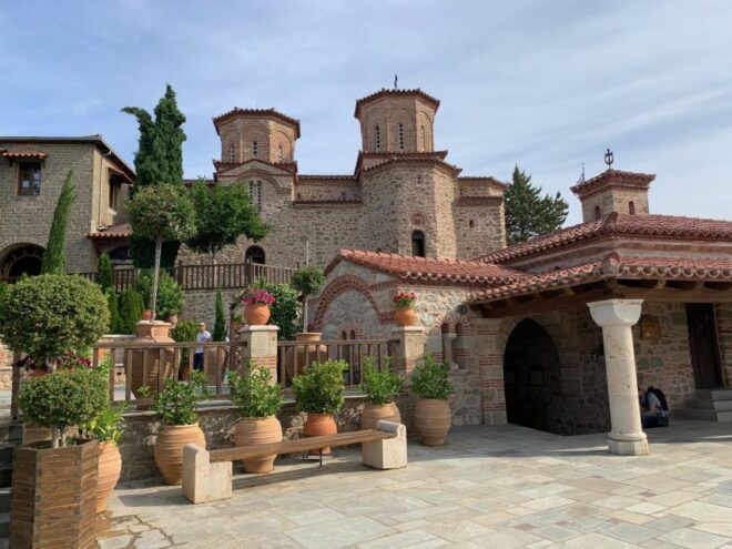 Meteora Monasteries Private Full Day Tour & Great Lunch - Tour Description