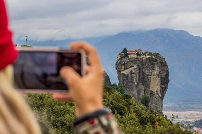 Meteora Self-guided bike tour with multilingual audio guide - FAQ
