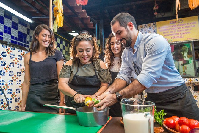 Mexican Cooking Class With Fresh Local Market Ingredients Selection and Transpor - Class Overview