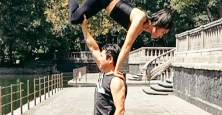 Mexico City: Acroyoga Class at Chapultepec Park - Good To Know