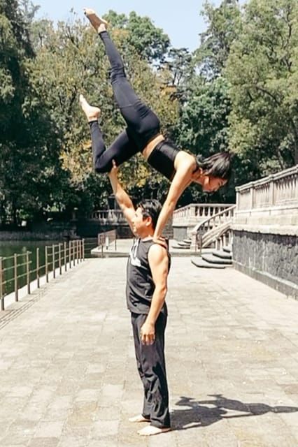 Mexico City: Acroyoga Class at Chapultepec Park - Pricing and Booking