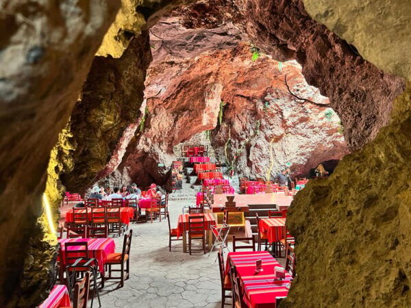 Mexico City: All Included Teotihuacan Tour & Breakfast - Breakfast at La Cueva