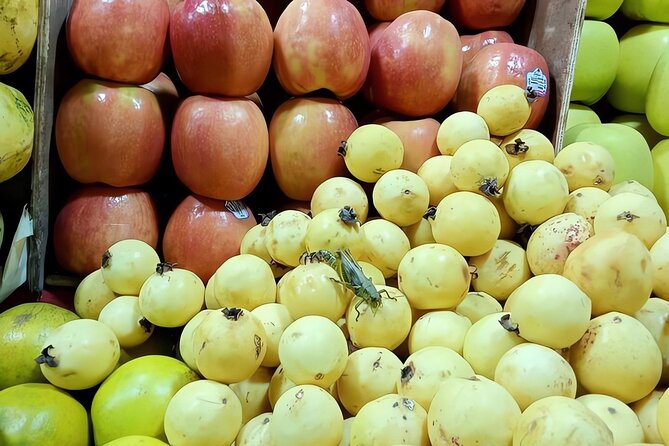 Mexico City: Autentic Culinary Tour Around La Merced Market. - Uncovering Pre-Hispanic Ingredients