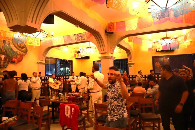 Mexico City Bar Crawl With Drinks, Drag Show, and Live Music - Visit Distinct Drinking Establishments in Mexico City