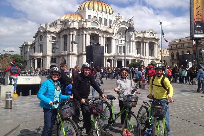 Mexico City Bike and Cultural Tour (DIEGO RIVERAS MURALS/PAPANTLA FLYERS SHOW) - The Sum Up