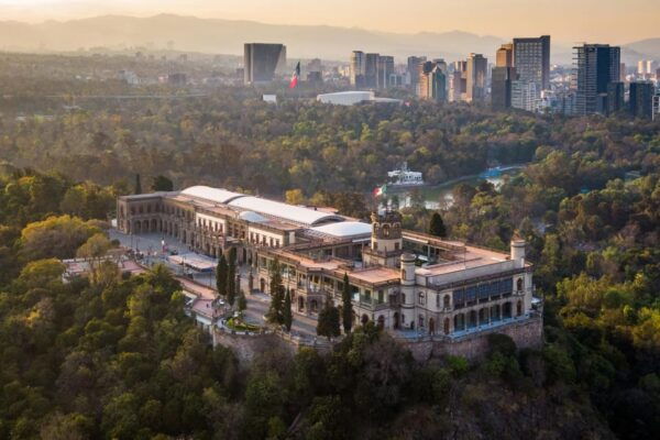 Mexico City: Chapultepec Castle Semi-Private Walking Tour - What to Expect on the Tour