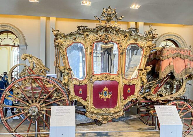 Mexico City: Chapultepec Castle Skip-the-Line Ticket - Opulent Interiors and Murals