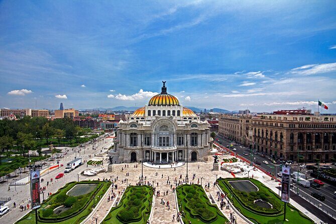 Mexico City Downtown Centro private tour+ Palacio de Bellas Artes - Why This Tour Offers Great Value  