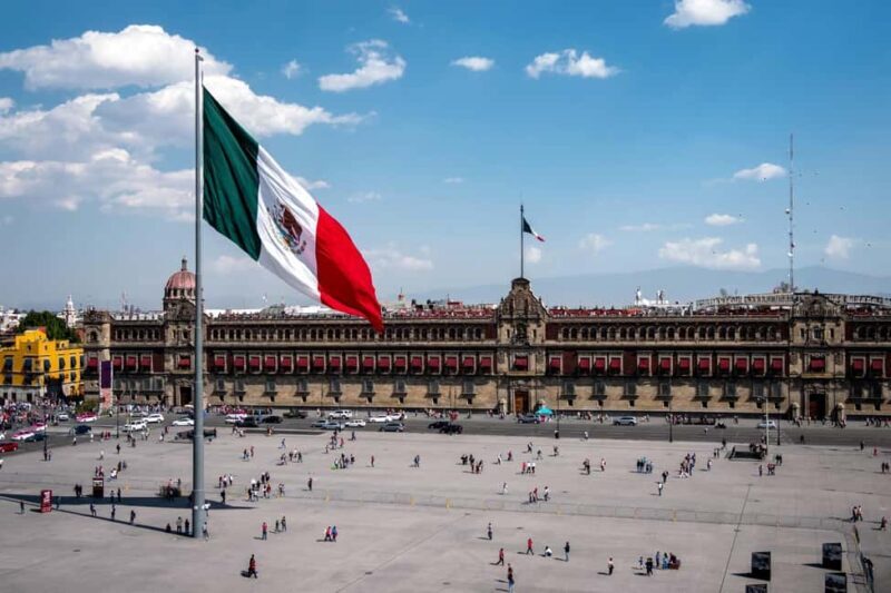 Mexico City: Downtown Highlights Private Walking Tour - What to Expect from the Experience
