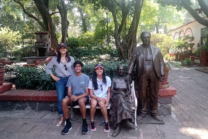 Mexico City Frida Kahlo House and Leon Trotsky Walking Tour - Cancellation Policy and Customer Reviews