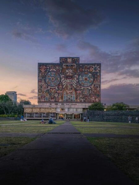 Mexico City: Historic Center, Coyoacan, Chapultepec Bus Tour - Chapultepec Park Relaxation