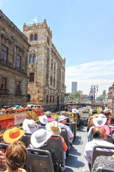 Mexico City: Hop-On Hop-Off City Tour With Attractions - Lunch at Pizza Roma