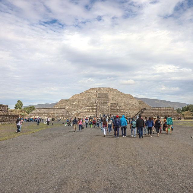Mexico City: Private Tour Teotihuacan & Guadalupe Basilica - Cultural Immersion and Exploration