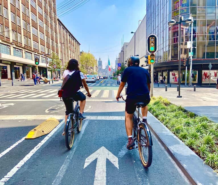 Mexico City: Roma and Condesa street food and biking tour - Good To Know