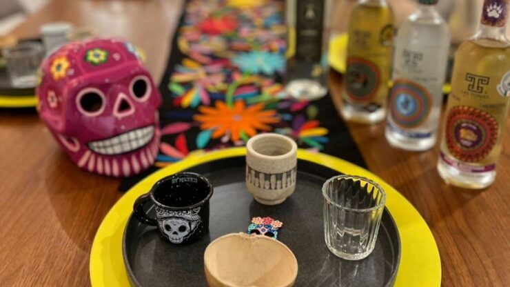 Mexico City: Tacos & Mezcal Tour - Taco Exploration Experience