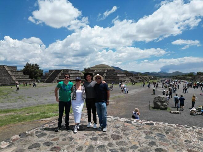 Mexico City: Teotihuacan Air Balloon Flight & Cave Breakfast - Optional Cave Breakfast