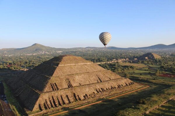 Mexico City: Teotihuacan Air Balloon Flight & Cave Breakfast - Cultural Insights and Tasting