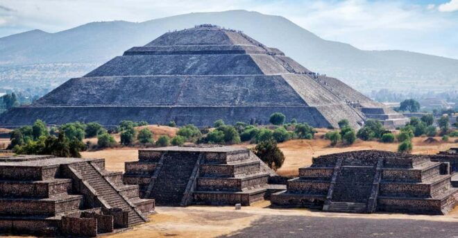 Mexico City: Teotihuacan Pyramids Private Tour & Transport - Itinerary Highlights