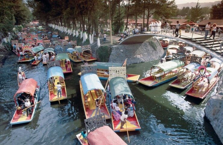 Mexico City: The Magic of Xochimilco & Frida Kahlo Museum - Delve Into Mexican Folklore
