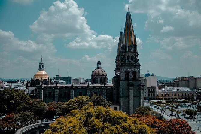 Mexico City to Guadalajara - Private Transfer with Optional Sightseeing - FAQs