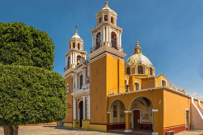 Mexico City to Puebla and Cholula Full-Day Sightseeing Tour - Exploring the Craft Market and Local Cuisine